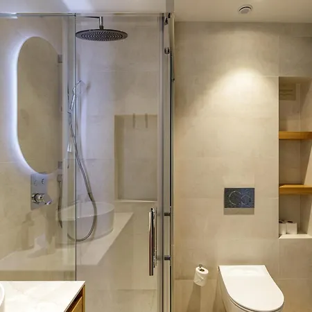 Marques De Velazquez Ii By Caleta Homes 公寓