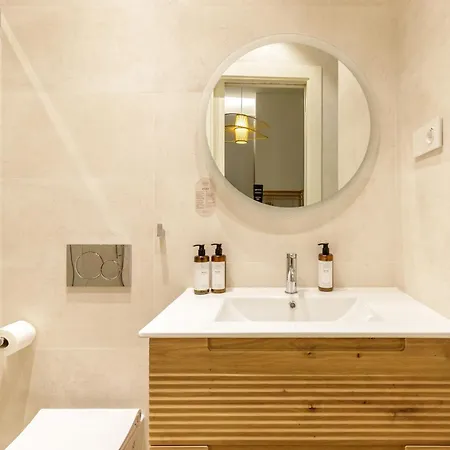 Marques De Velazquez Ii By Caleta Homes 马拉加