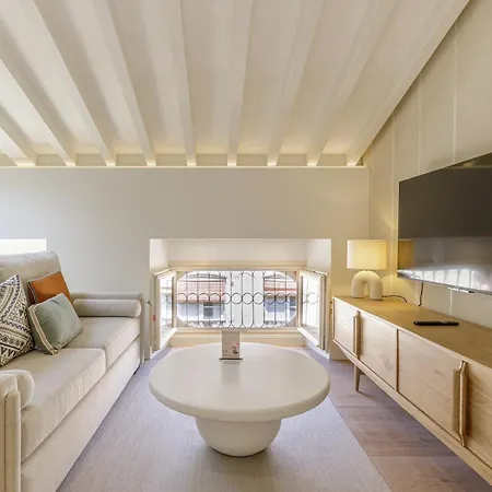 Marques De Velazquez Ii By Caleta Homes Apartamento