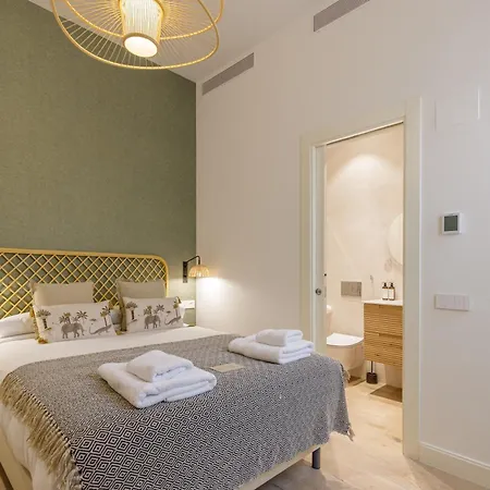 Marques De Velazquez Ii By Caleta Homes Apartment *