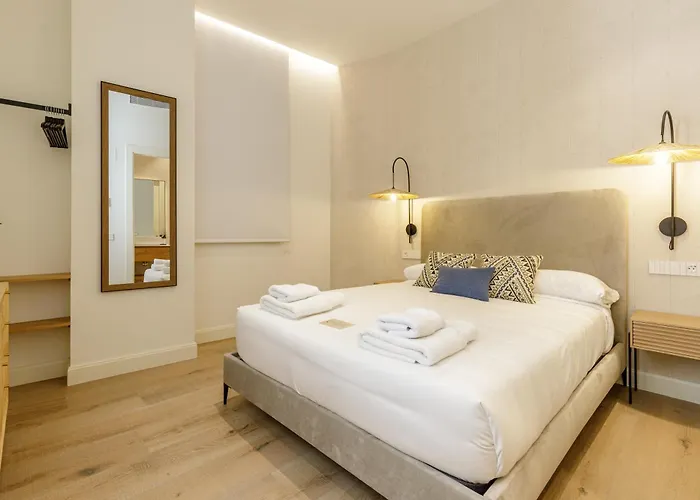 Marques De Velazquez Ii By Caleta Homes Apartment *